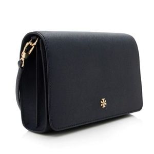Tory Burch black Emerson 2 pocket purse. EUC.